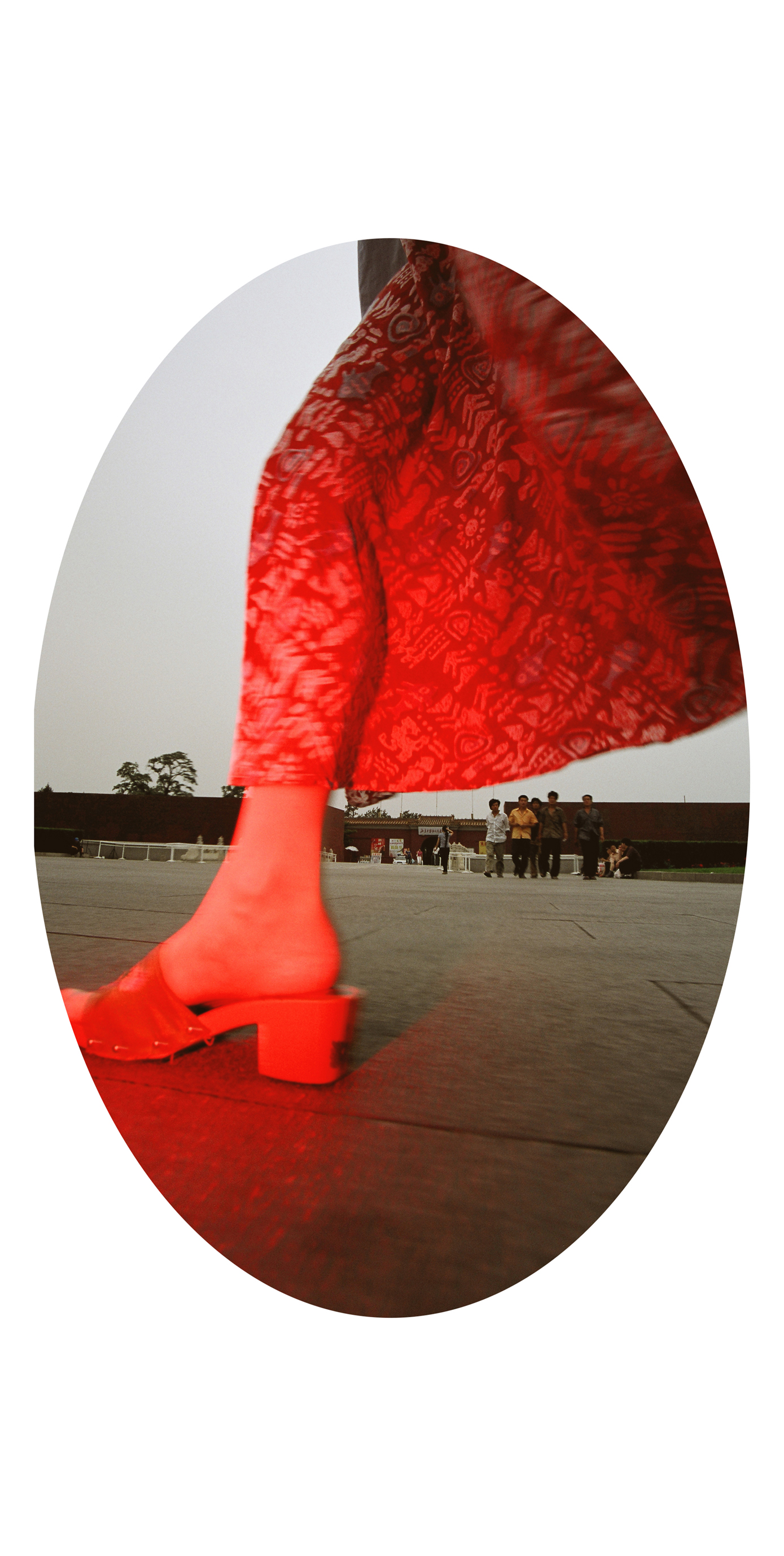 6 the unbearable lightness of Takako dress Moyi   Dog eye   Chongzi & her red skirt   10 moyi photography of china - Moyi (5) | Guest Post | Urban photography | Portrait photography - Guest Article: Moyi by Léo de Boisgisson